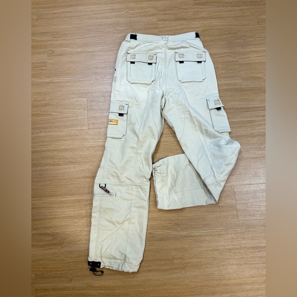 Cargo pants - Picture 2 of 3